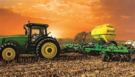 John Deere Introduces 2510h High Speed Applicator With Dry Nutrient