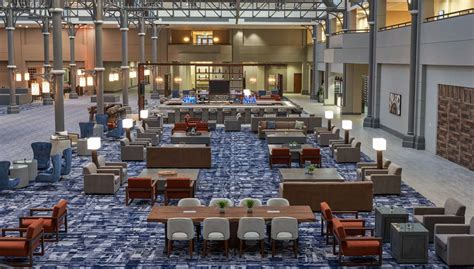 Hilton hotel north houston has recently undergone refurbishment and provides laundry facilities, luggage storage and a car rental desk. Hilton Hotel North Houston, TX - See Discounts