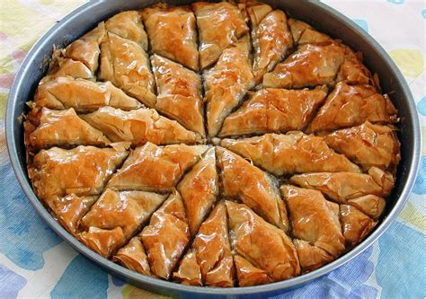 Dessert Magazine Turkish Baklava Baklava Honey Recipes Food