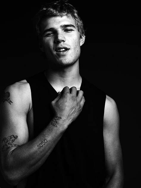 Chris Zylka Gallery Hd Phone Wallpaper Pxfuel