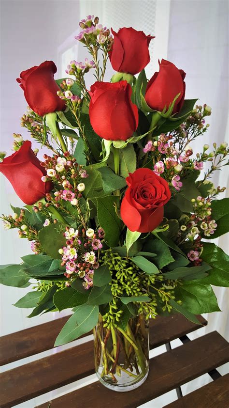 Classic Six Roses Petals On Prince Floral Arrangements For All Occasions