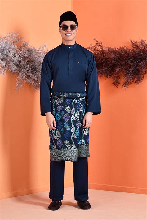 Sandakan magic samping lengkapkan gaya lelaki melayu. Paling Keren Baju Melayu Moden 2020 - JM | Jewelry and ...