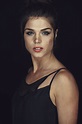 Marie Avgeropoulos - Comic Con International portraits (July 25, 2014) HQ