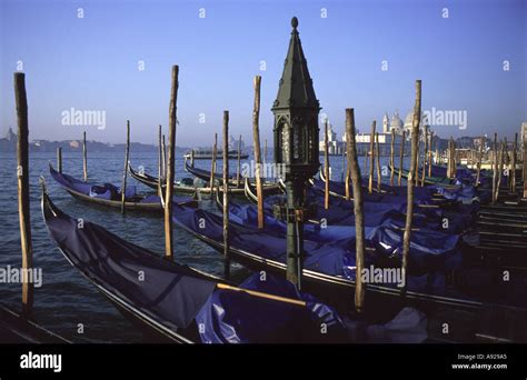 Blue Gondola Covers Hi Res Stock Photography And Images Alamy