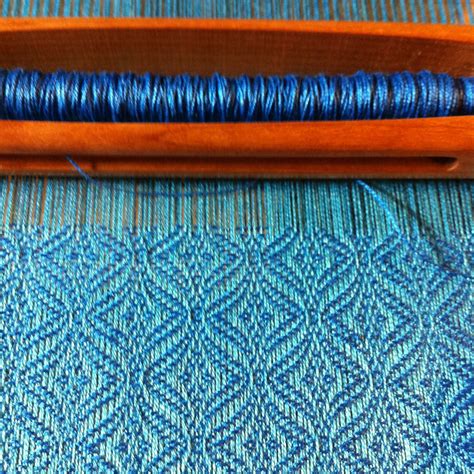 Ravelry Padrewaynes Undulating Twill 4 Loom Weaving Weaving