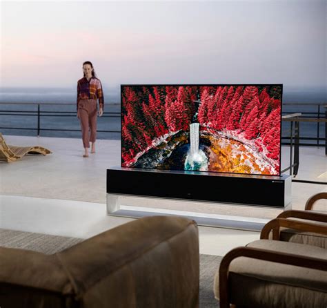 Lg Rollable Signature Oled R Tv Goes On Sale Costs 87000 Techeblog