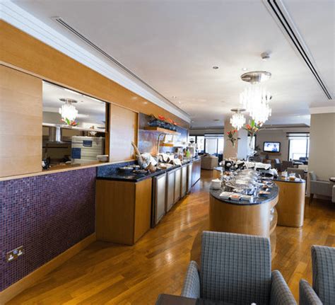 Mövenpick Hotel Jumeirah Beach Executive Club Lounge Best Executive