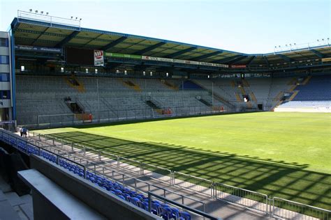 Was soll man den fans von greuther fürth denn noch bieten? Schüco Arena (Bielefelder Alm) - Stadiony.net