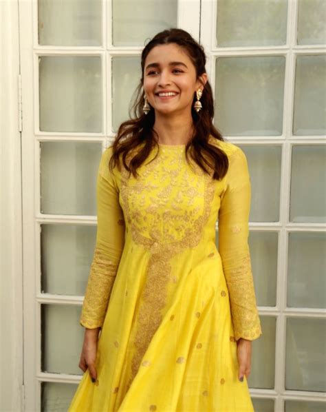 Indian Model Alia Bhatt Photoshoot In Yellow Dress