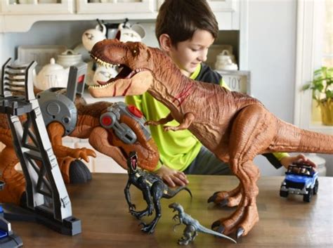 Jurassic World Toys Are Super Hot For Christmas Savvy Saving Couple
