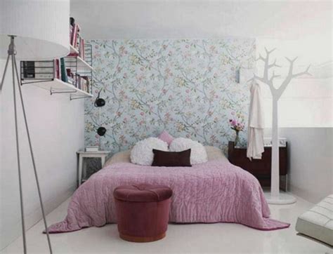40 Beautiful Wallpapers For A Spring Bedroom Decor Room Decor Ideas