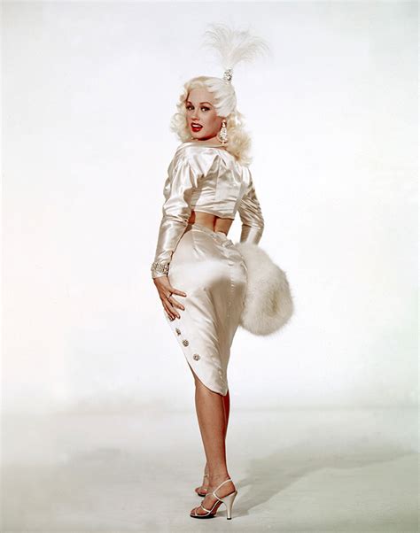 Marilyn Monroe Look Alike 44 Glamorous Photos Of Mamie Van Doren In
