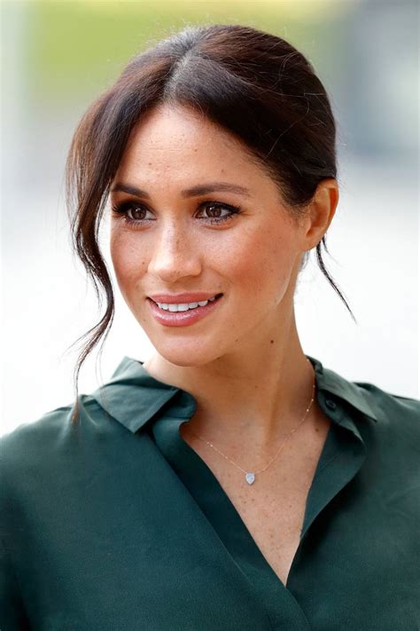 Meghan Markles Hair And Makeup Routine And Beauty Products Glamour Uk