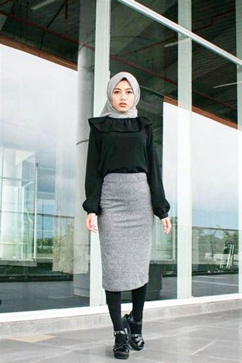 Ootd Hijab Casual Rok Hitam - Hijab Casual
