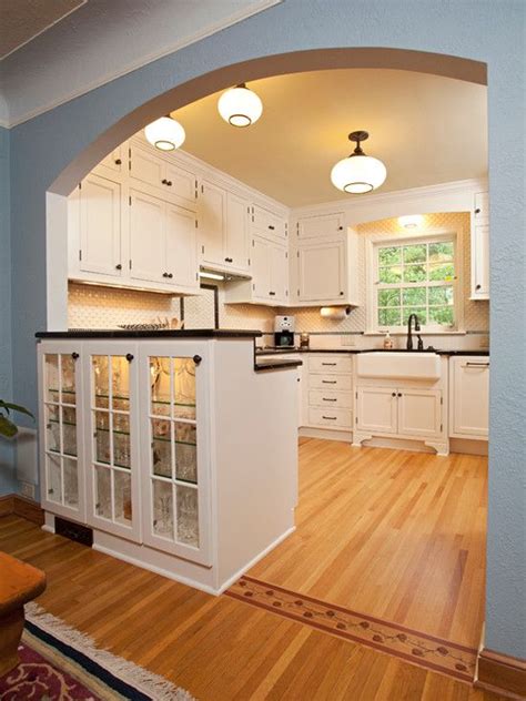 It is an excellent addition for smaller kitchen layouts. A kitchen peninsula is a great addition to an open kitchen ...