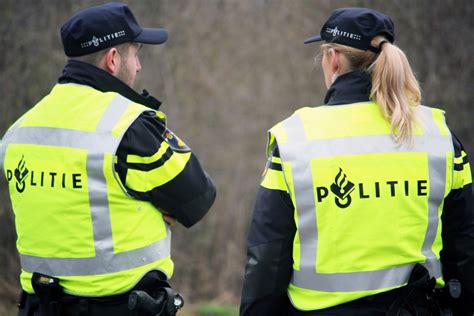 In het onderzoeksprogramma wordt wetenschappelijk onderzoek verricht ten behoeve van de politie. Politie zoekt verwarde vrouw uit Nieuw-Lekkerland (update ...