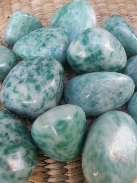 Green Jade Polished Stones Tumbled Stones Healing Jade Crystals