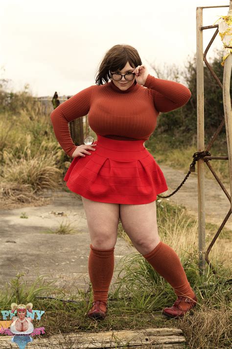 Velma Photoshoot Penny Underbust