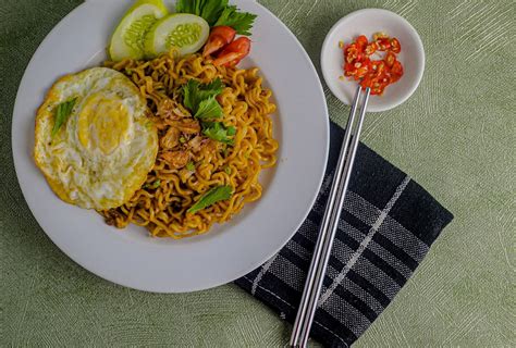 10 Mie Goreng Terenak Asli Buatan Indonesia Nibble