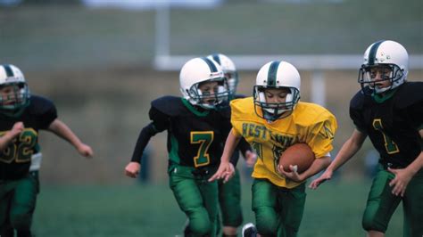 California Lawmakers To Consider Ban On Tackle Football For Kids Under