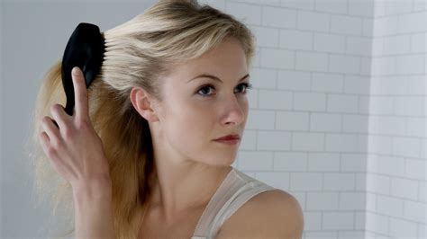 Youve Been Brushing Your Hair All Wrong And Youre Making It Look