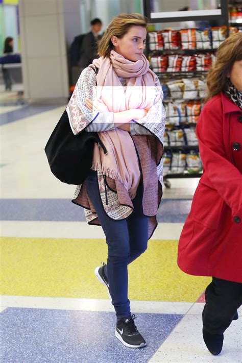 Emma Watson At Jfk Airport In New York 04 03 2016 Hawtcelebs