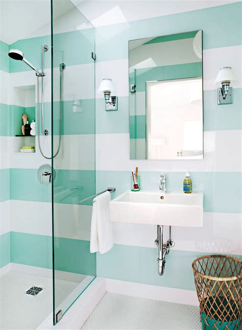 Small Bathroom Tile Designs Pictures Everything Bathroom