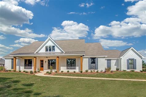 One Level Country House Plan 83903jw Architectural Designs House