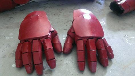 Used pepakura designer , video editing moravia. Quick n' Easy Iron Man GLOVES Tutorial | Iron man costume diy, Iron man cosplay, Iron man hand