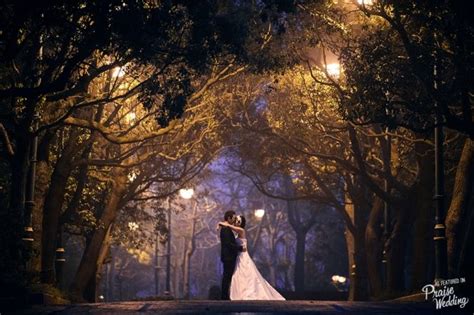 Beautiful Night Nighttime Engagement Photos Photography Pre Wedding
