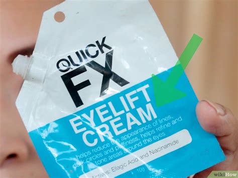 A continuación les compartimos algunso remedios caseros para eliminar la piel seca de alrededor de los ojos y párpados, esto afecta a la apariencia de tu piel, causando grietas en la piel. 3 formas de tratar la piel seca alrededor de los ojos