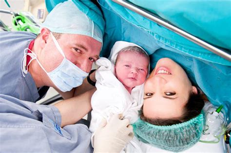 Rüyada Doğum Yapan Kadın Görmek Rüya Yorumu ve Anlamı