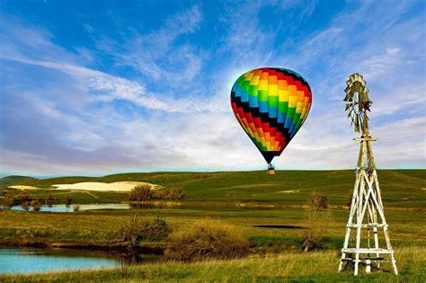 This Hot Air Balloon Ride In Northern California Is An Amazing Day Trip