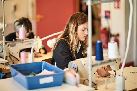 Métiers De La Mode Lycée Saint Vincent De Paul