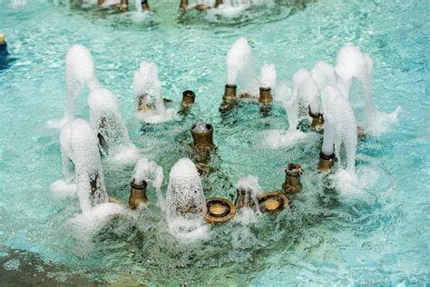 118 Fountains Gushing Sparkling Water Poo Stock Photos Free And Royalty