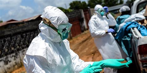 The Ebola Crisis Report From The Front Lines Huffpost