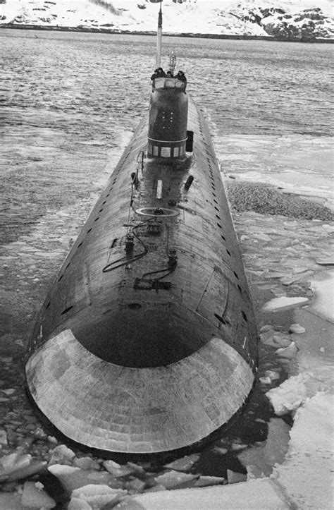 Erstes Sowjetisches Atom U Boot Geht Auf Seine Letzte Fahrt — Rt De