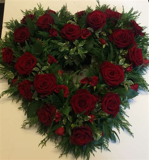 Red Roses In The Shape Of A Heart Basket Flower Arrangements Flower