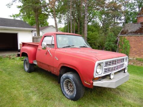 1978 Dodge Power Wagon Custom 200 4x4 Lil Little Red Express Truck Bed