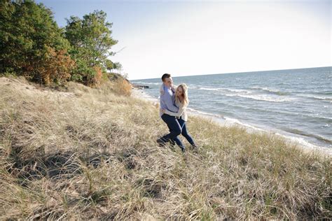 gorgeous fall engagement session in northern michigan on lake michigan by samantha rice ph