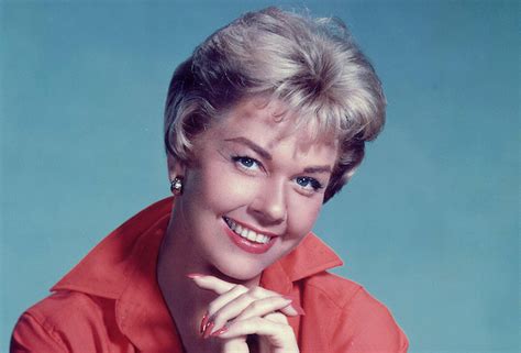 Doris Day Dies ‘pillow Talk Star Singer Dead At 97 Tvline