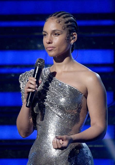 Grammy Awards Alicia Keys 2020 Grammys 2020 Alicia Keys Steals The