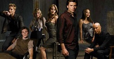 Smallville Season 8 Loses Two Cast Members — Major Spoilers — Comic ...