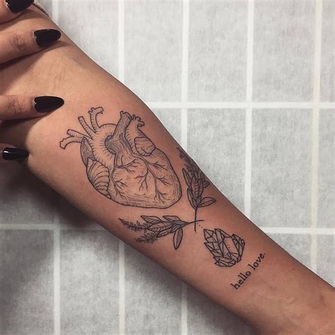 110 Bästa Tatueringar Och Betydelser Av Anatomiska Hjärtan 2019