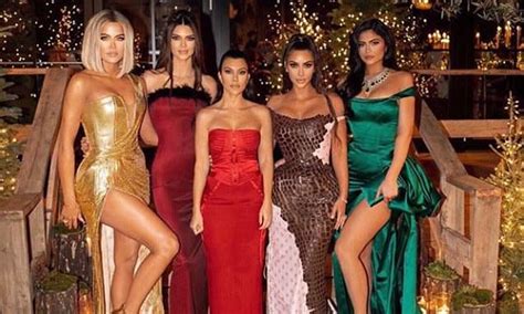 Kim Kourtney And Khloe Kardashian Posed With Half Sisters Kylie And