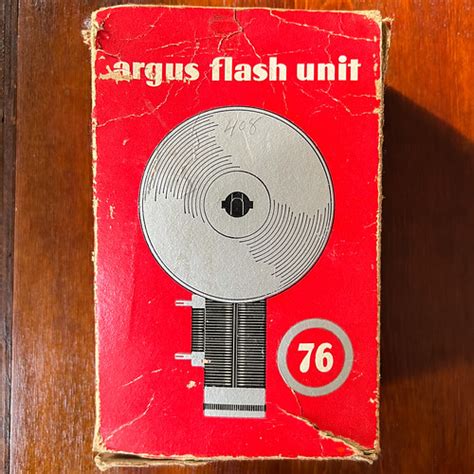 Vintage Argus Flash Unit 76 With Box And Blub Untested Fla Flickr