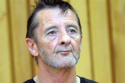 Acdc Drummer Phil Rudd Scuffles With Witness On The Street Ahead Of Murder Plot Trial South