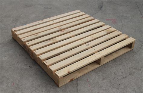 Choosing The Right Type Of Wooden Pallets My Reader Books