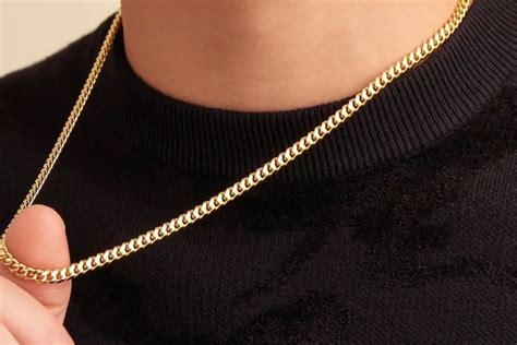 The Best Gold Chains For Stylish Men To Wear In 2023