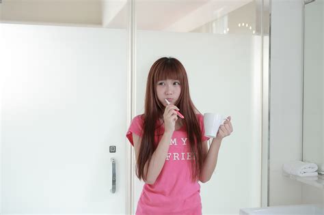 wallpaper women redhead model straight hair long hair glasses asian dress ji xin qiao
